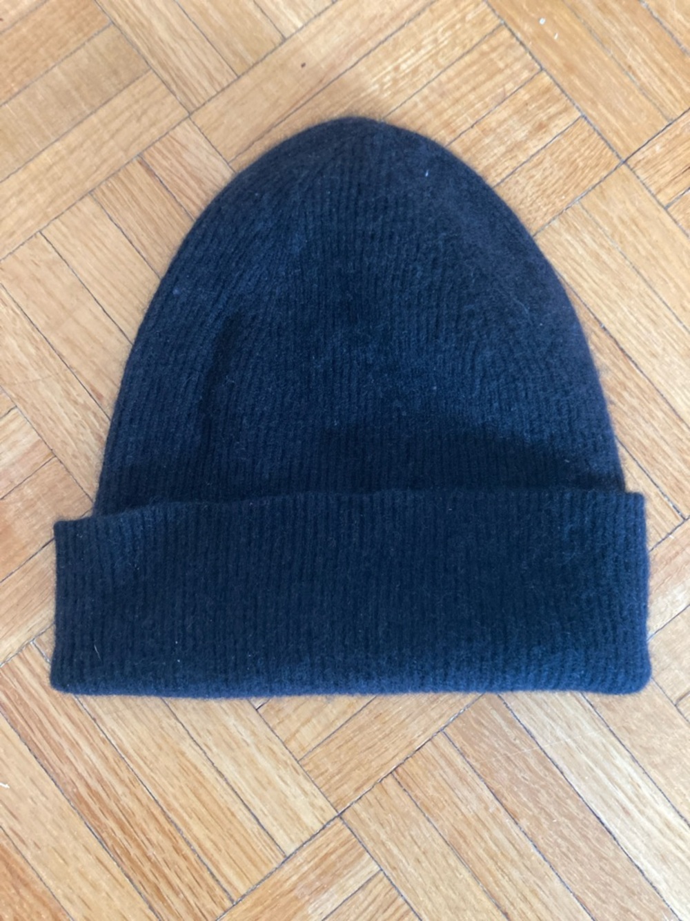 Aritzia Cashmere Black Beanie